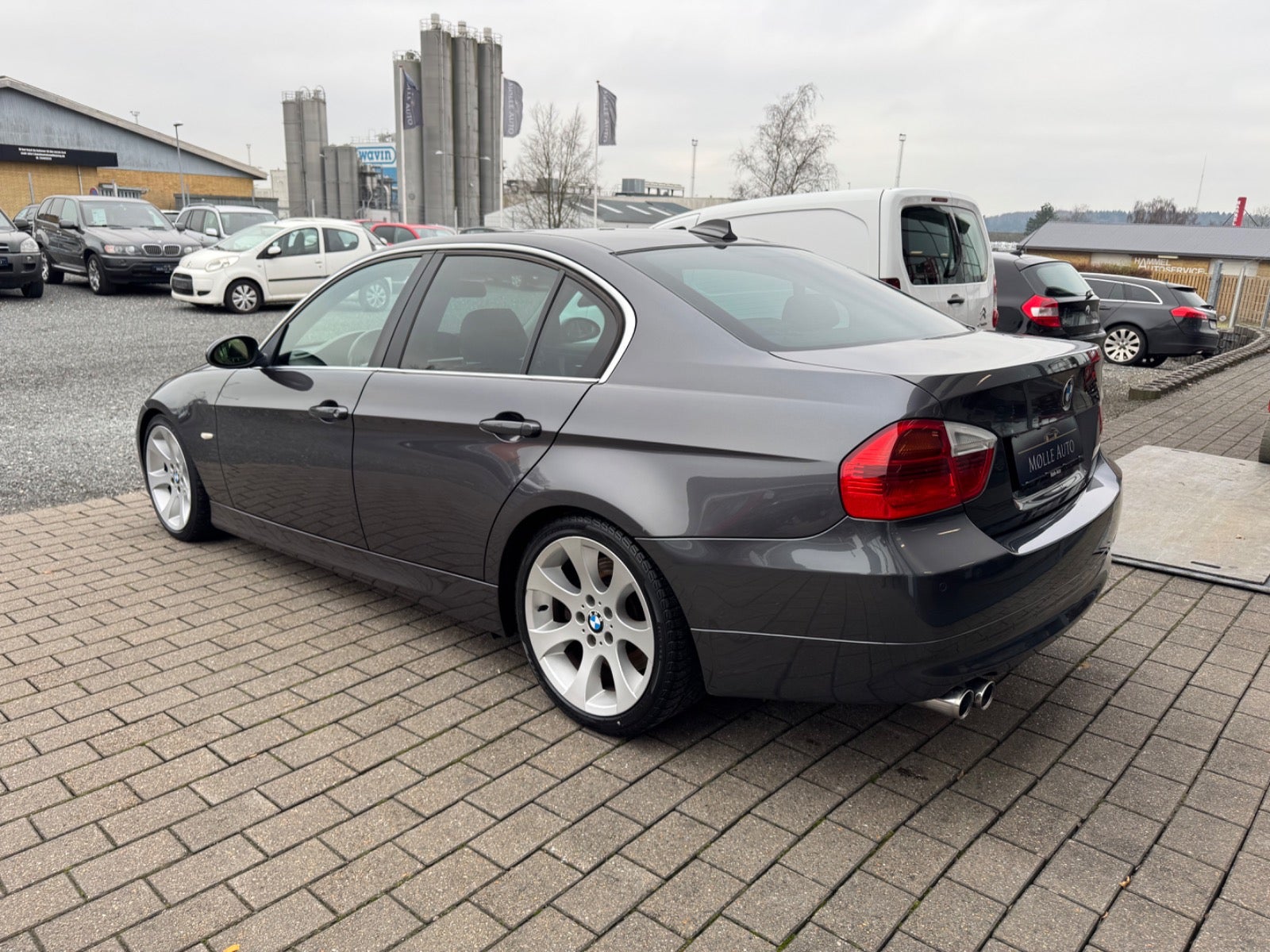 Billede af BMW 330i 3,0 