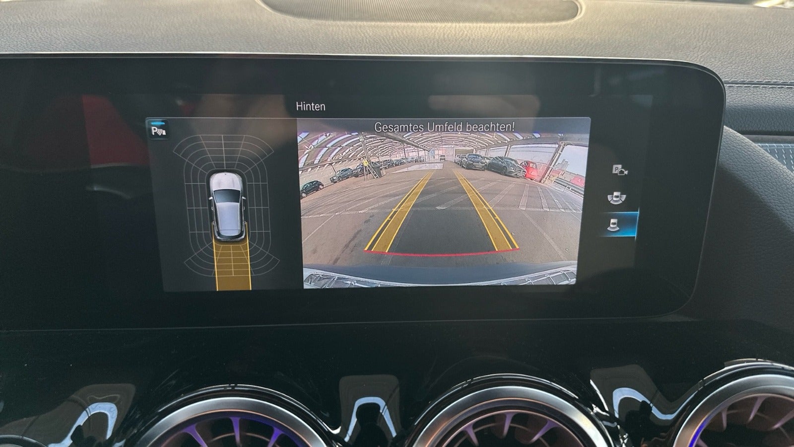 Mercedes EQA250 Electric Art