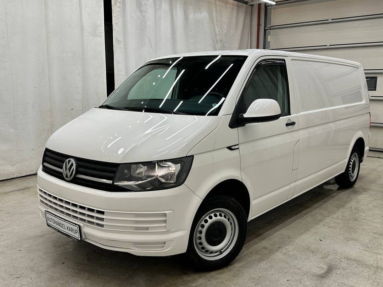 VW Transporter TDi 102 Kassevogn lang