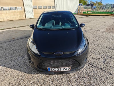 Ford Fiesta 1,4 TDCi 70 Titanium 5d