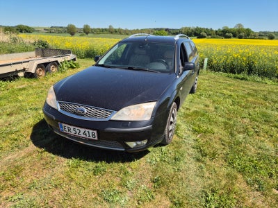 Ford Mondeo 2,0 145 Ghia stc. 5d