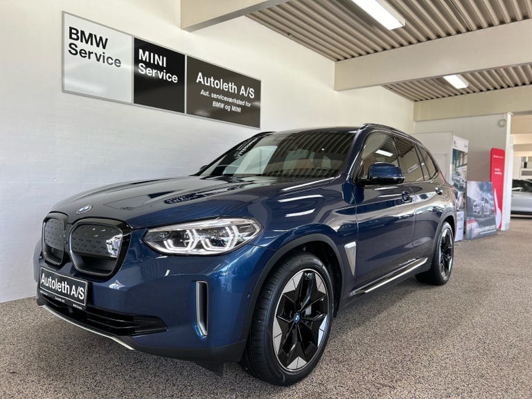 BMW iX3 Charged Plus