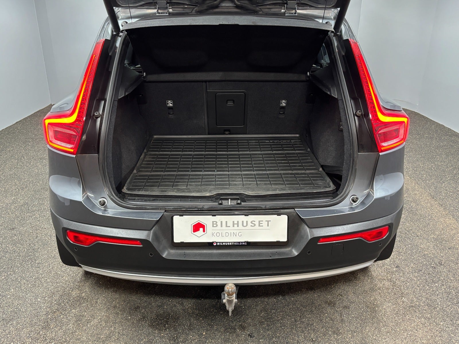 Billede af Volvo XC40 2,0 T4 190 Momentum aut.