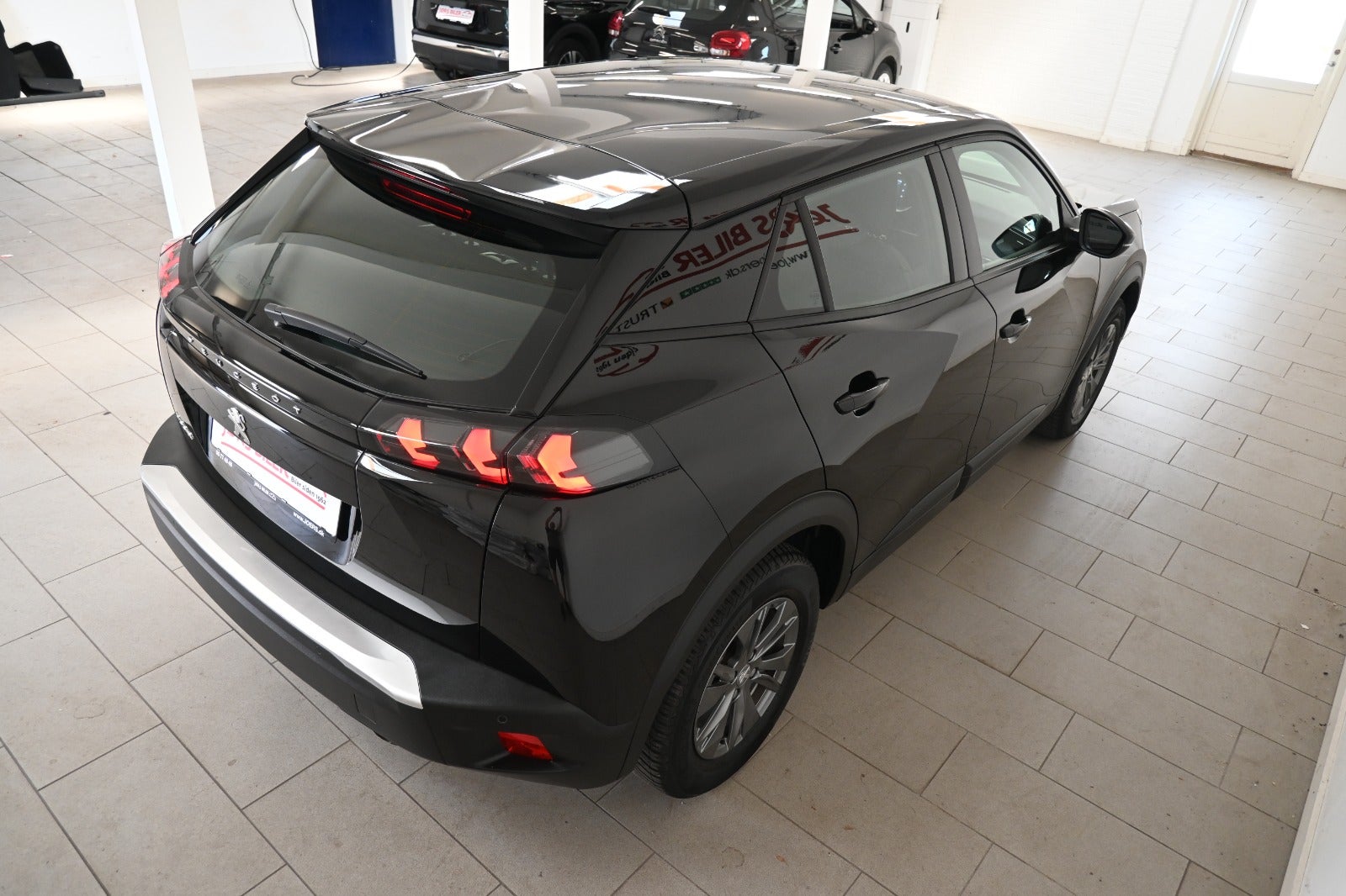 Peugeot 2008 PureTech 100 Selection