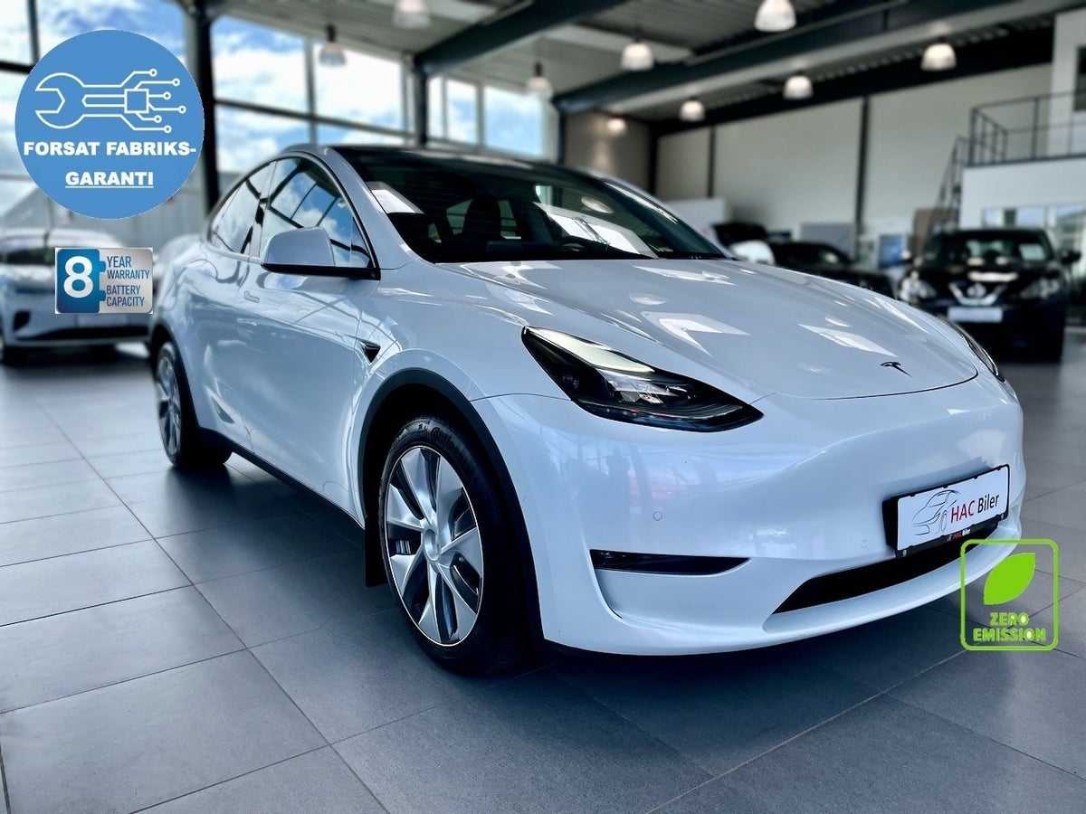 Tesla Model Y 2022