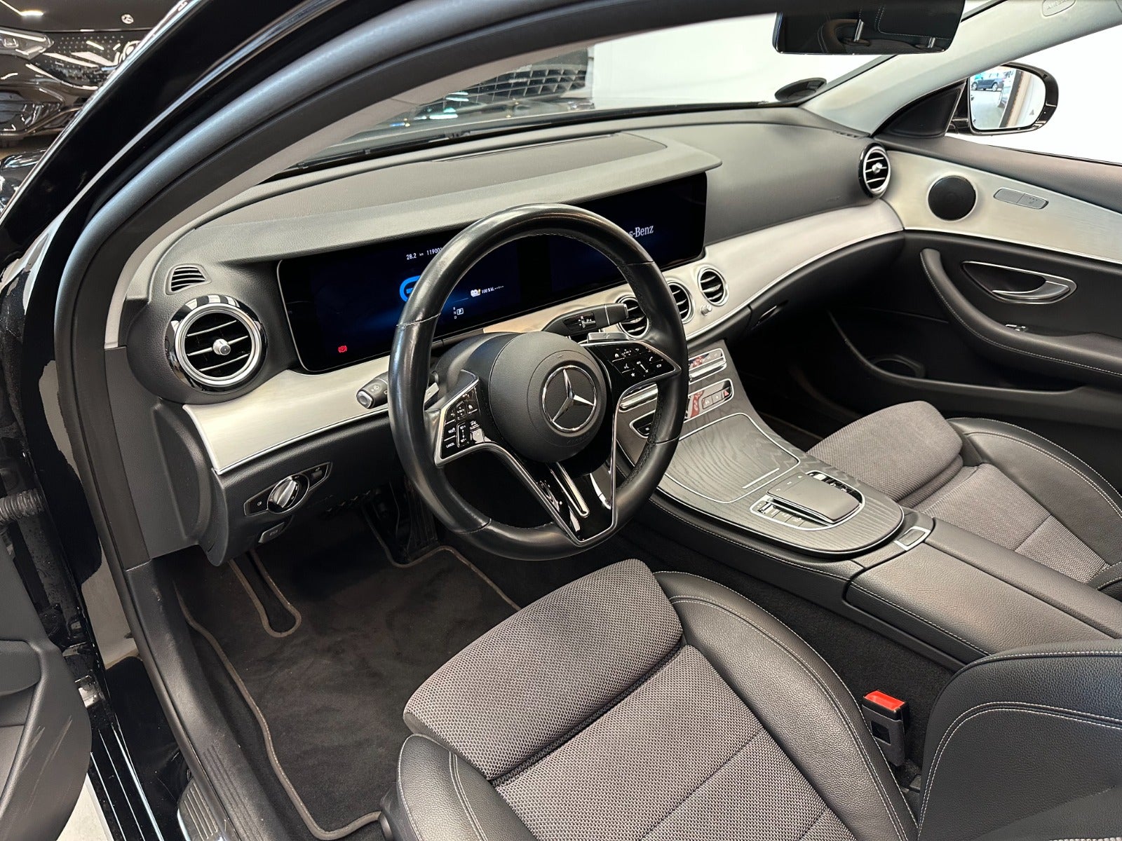 Billede af Mercedes E300 de 2,0 Business stc. aut.