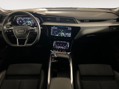 Audi e-tron S-line quattro Van