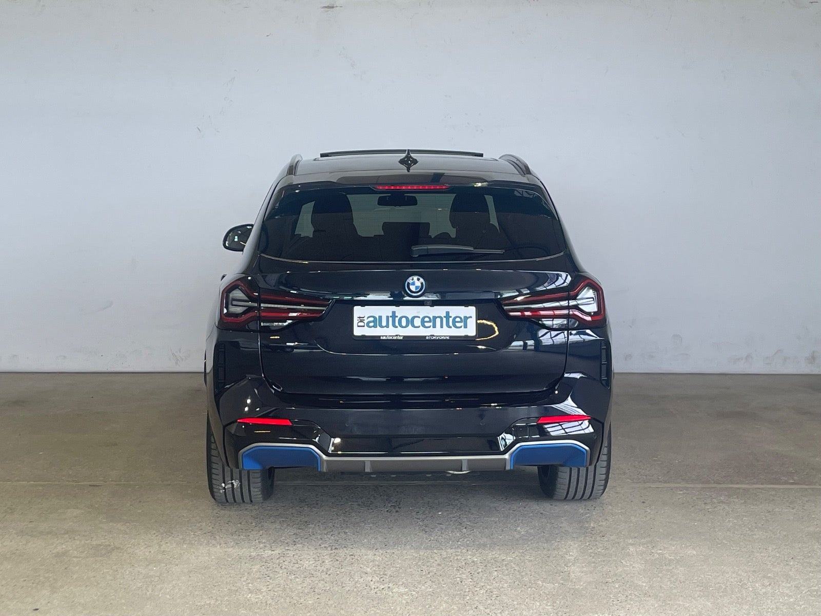 BMW iX3 Charged Plus M-Sport