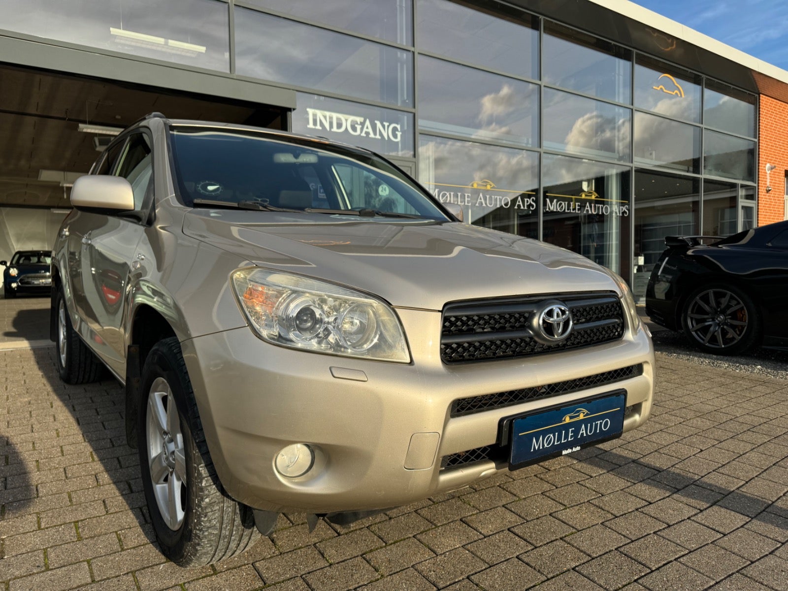 Billede af Toyota RAV4 2,2 D-4D 136 4x4 Van