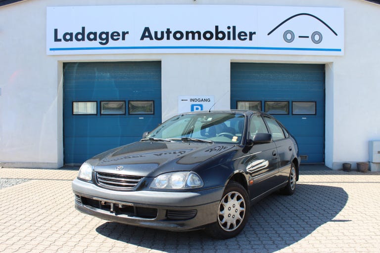 Toyota Avensis Luna