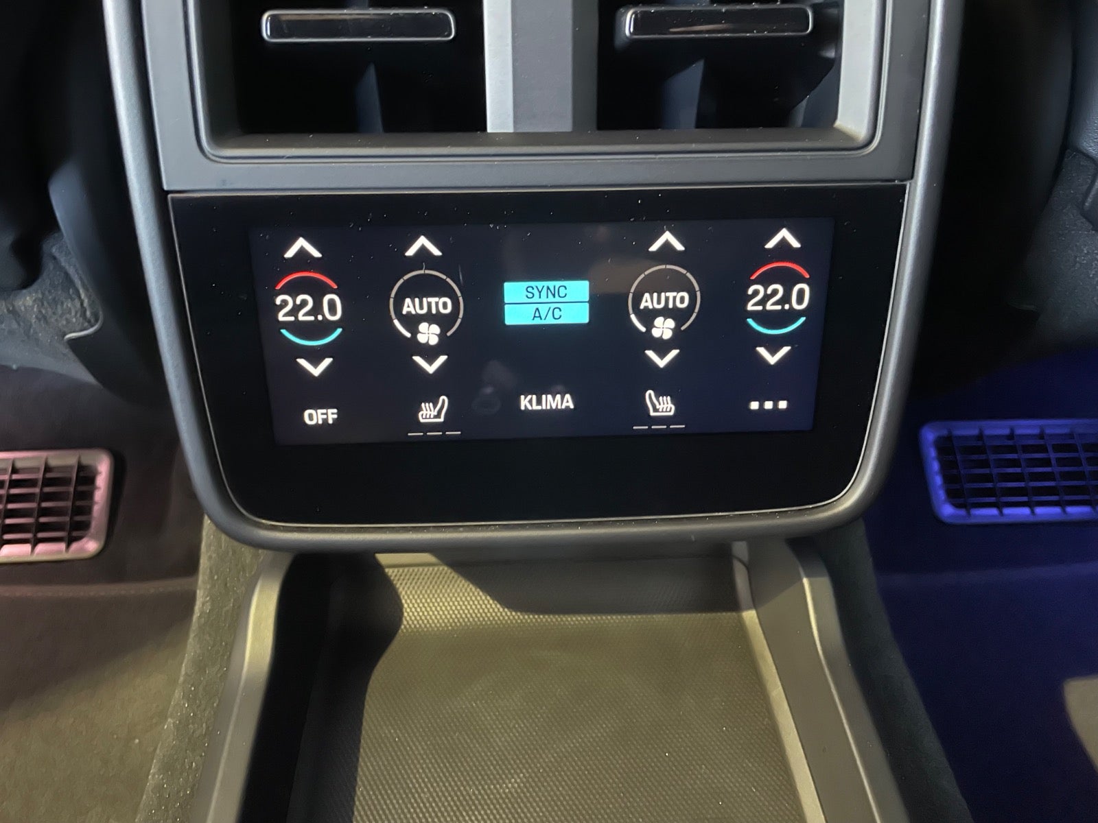 Porsche Taycan Turbo Cross Turismo