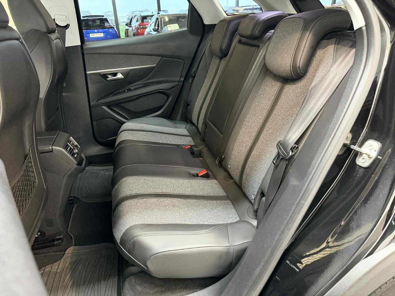 Peugeot 3008 BlueHDi 130 Allure EAT8
