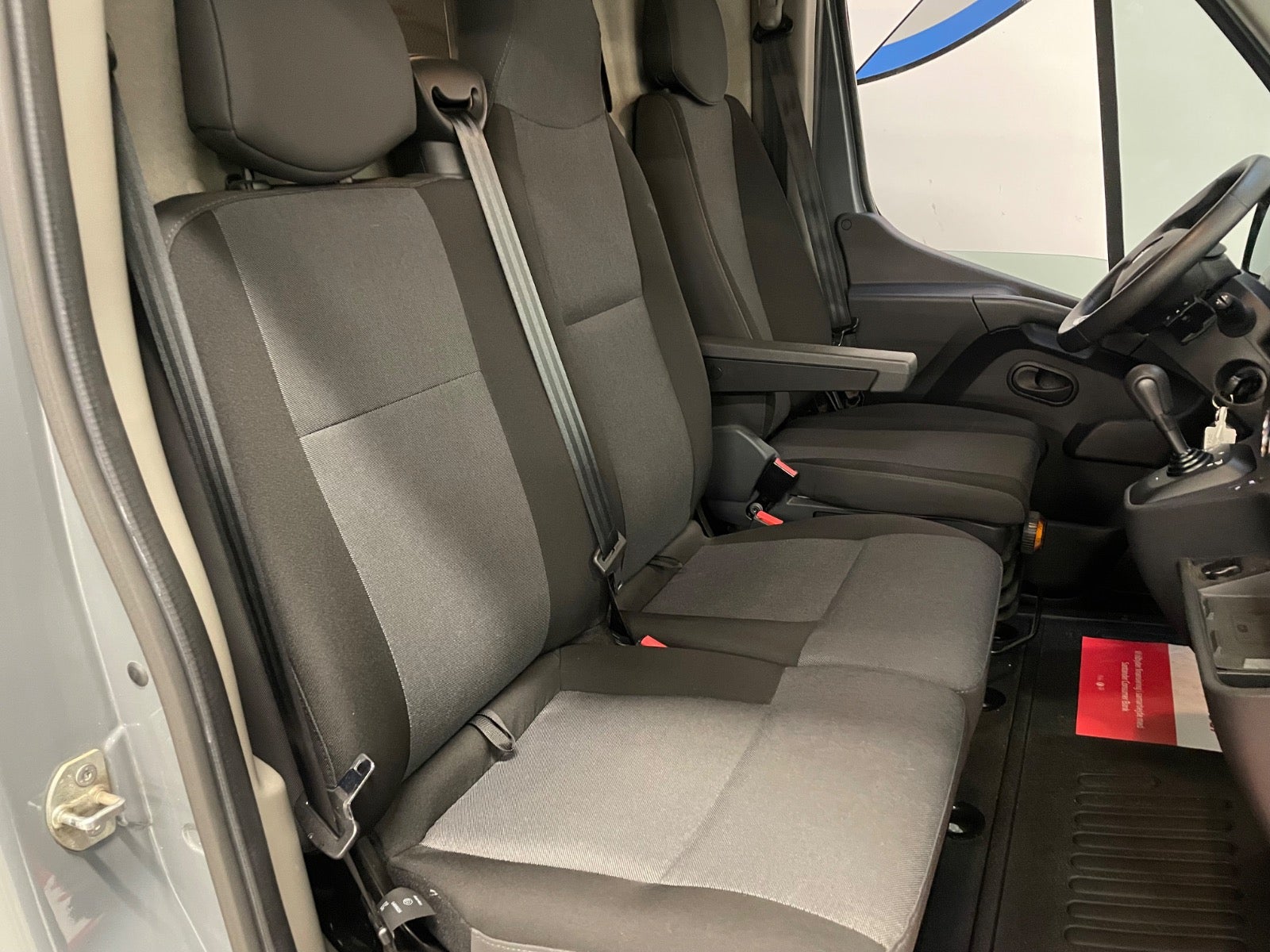 Billede af Renault Master IV T35 2,3 dCi 150 L2H2 Kassevogn aut.