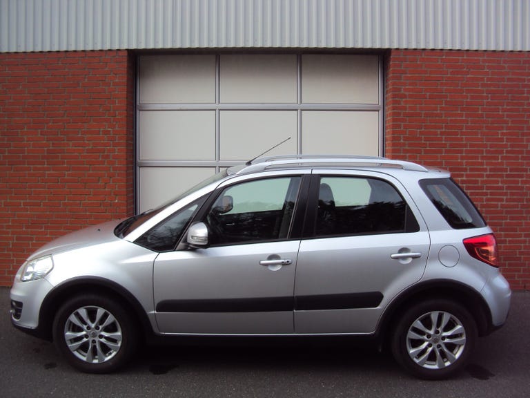 Suzuki SX4 CombiBack GLX