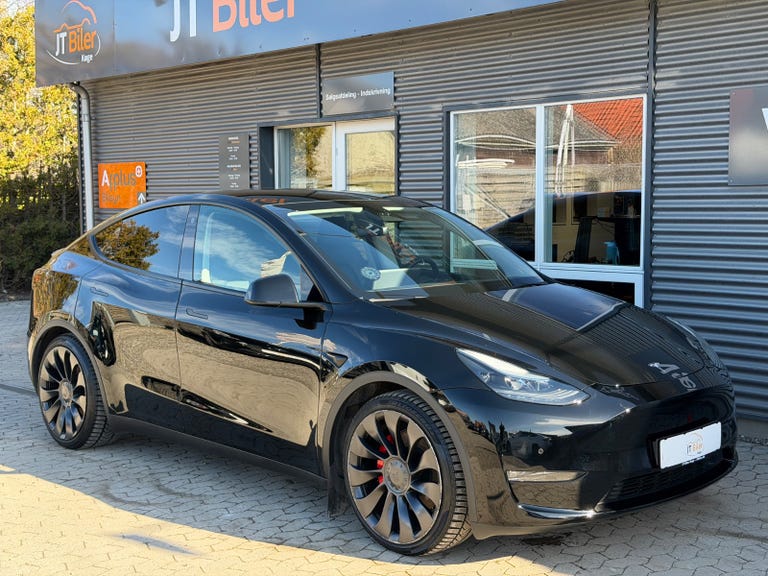 Tesla Model Y Performance AWD