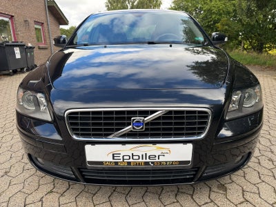 Volvo S40 1,8 Kinetic 4d