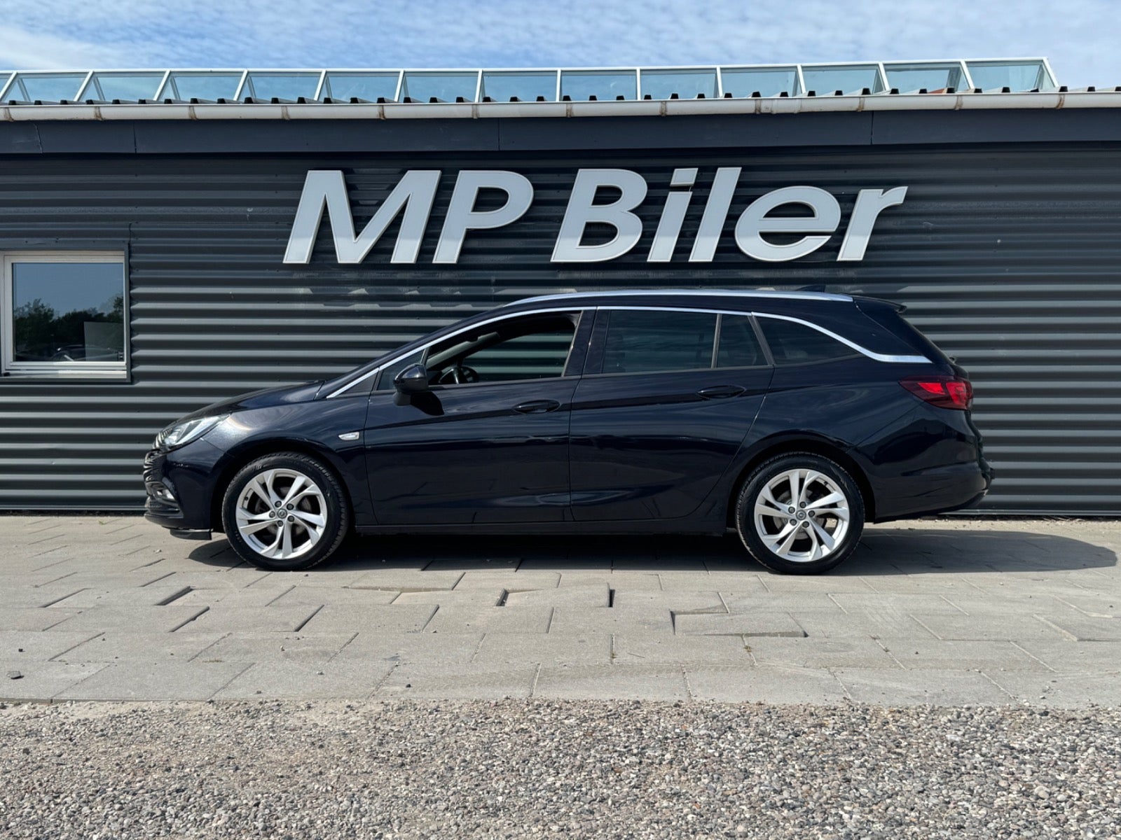 Billede af Opel Astra 1,4 T 150 Dynamic Sports Tourer