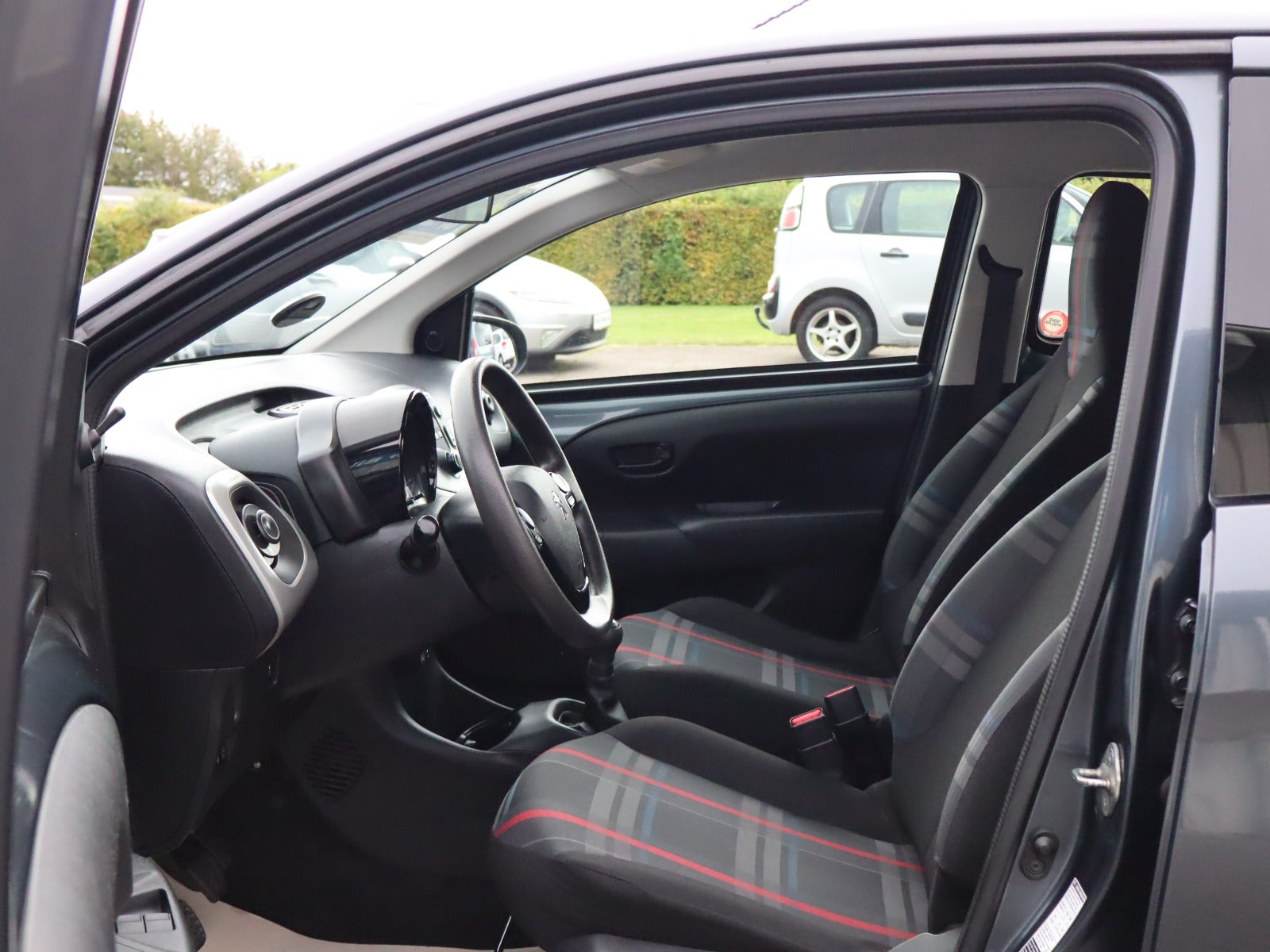 Billede af Peugeot 108 1,0 e-VTi 69 Allure