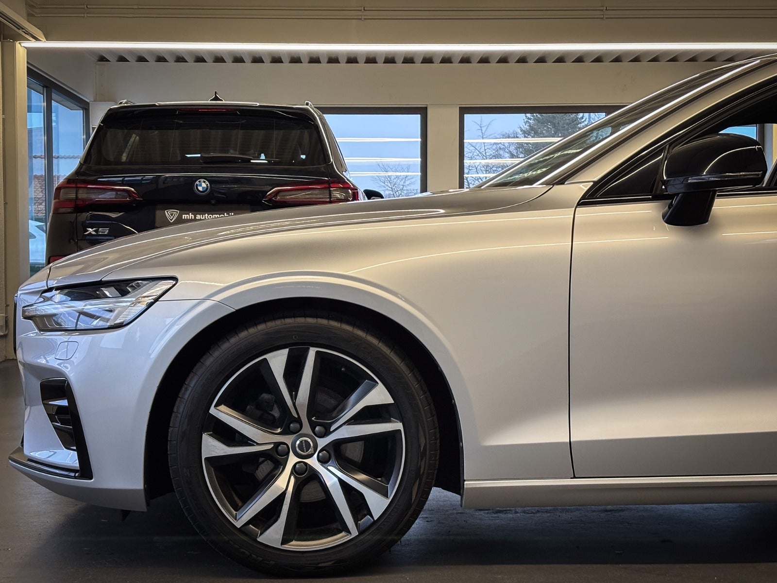 Billede af Volvo V60 2,0 B4 197 R-Design aut.