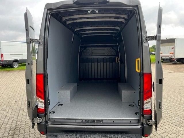 Billede af Iveco Daily 2,3 35S14 12m³ Van AG8