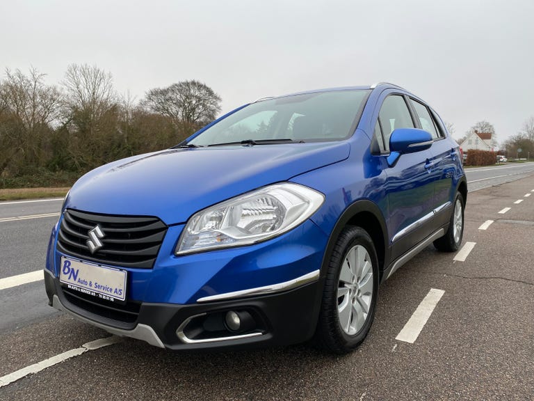 Suzuki S-Cross GL+ CVT