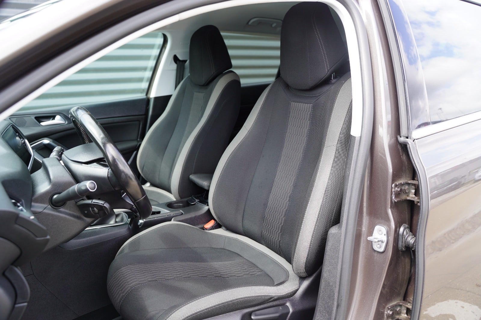 Billede af Peugeot 308 1,6 BlueHDi 120 Allure