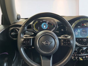 MINI Cooper SE Classic Trim