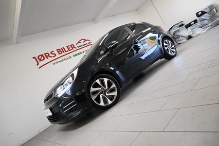 Kia Rio CVVT Attraction+