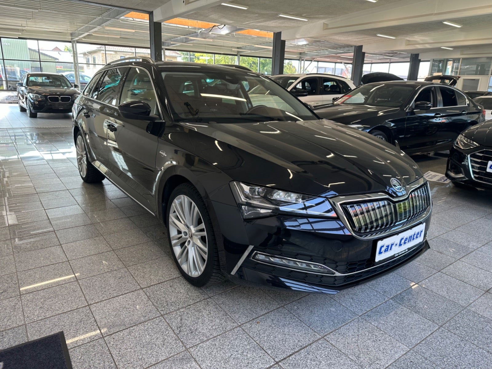 Billede af Skoda Superb 1,4 TSi iV Laurin & Klement Combi DSG