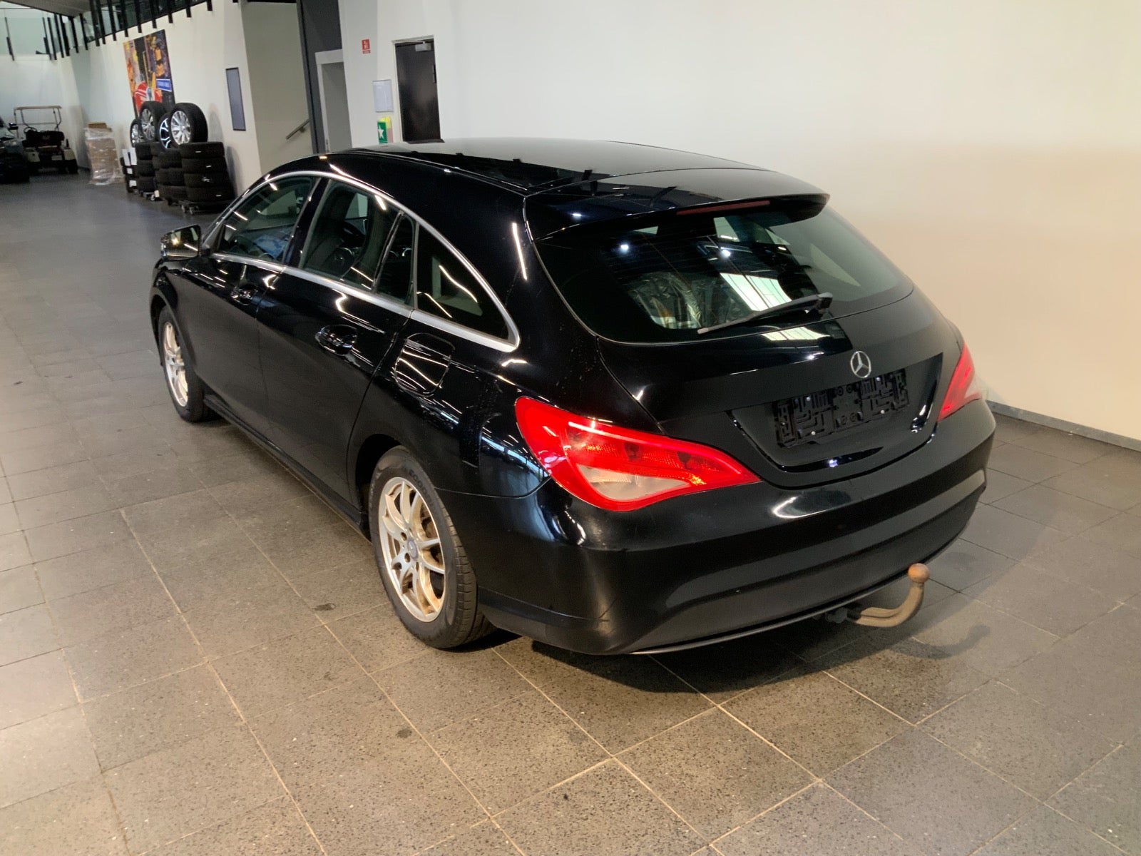Mercedes-Benz CLA 200