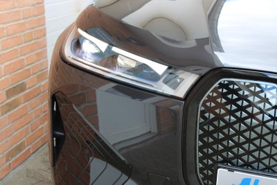 BMW iX xDrive50 Fully Charged Sport