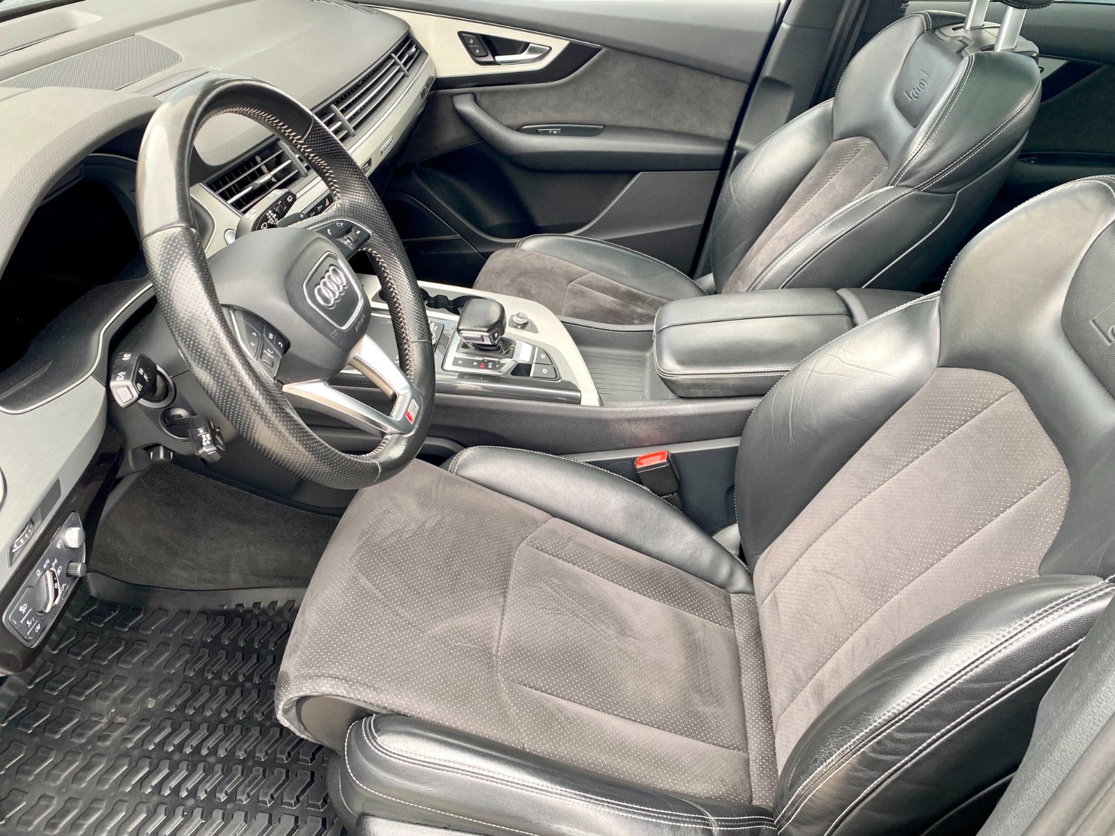 Billede af Audi Q7 3,0 TDi 272 S-line quattro Tiptr. 7prs