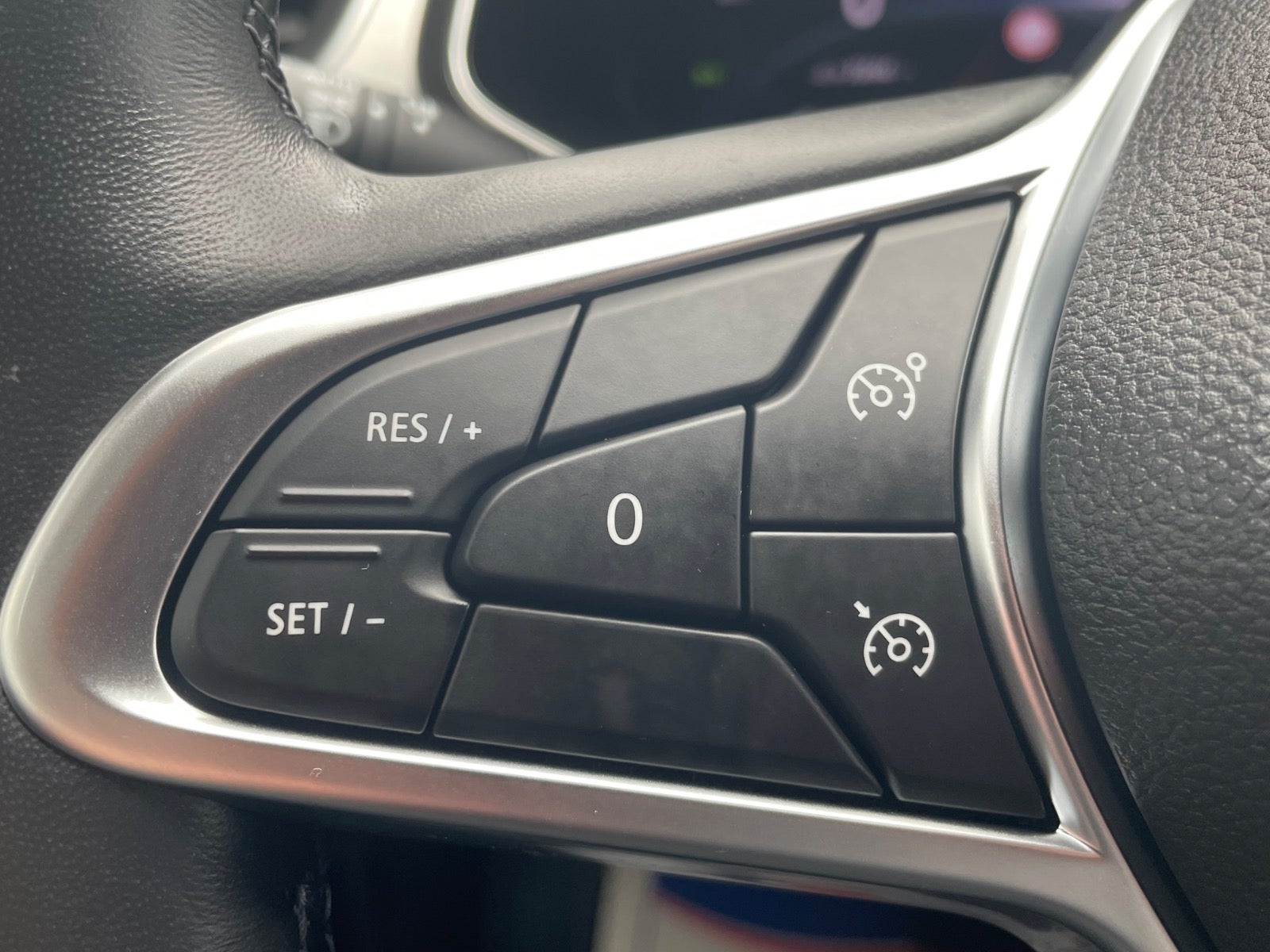 Billede af Renault Captur 1,6 E-Tech Intens