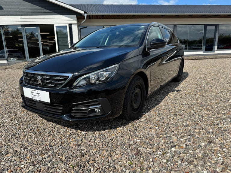 Peugeot 308 BlueHDi 130 Selection Sky EAT8
