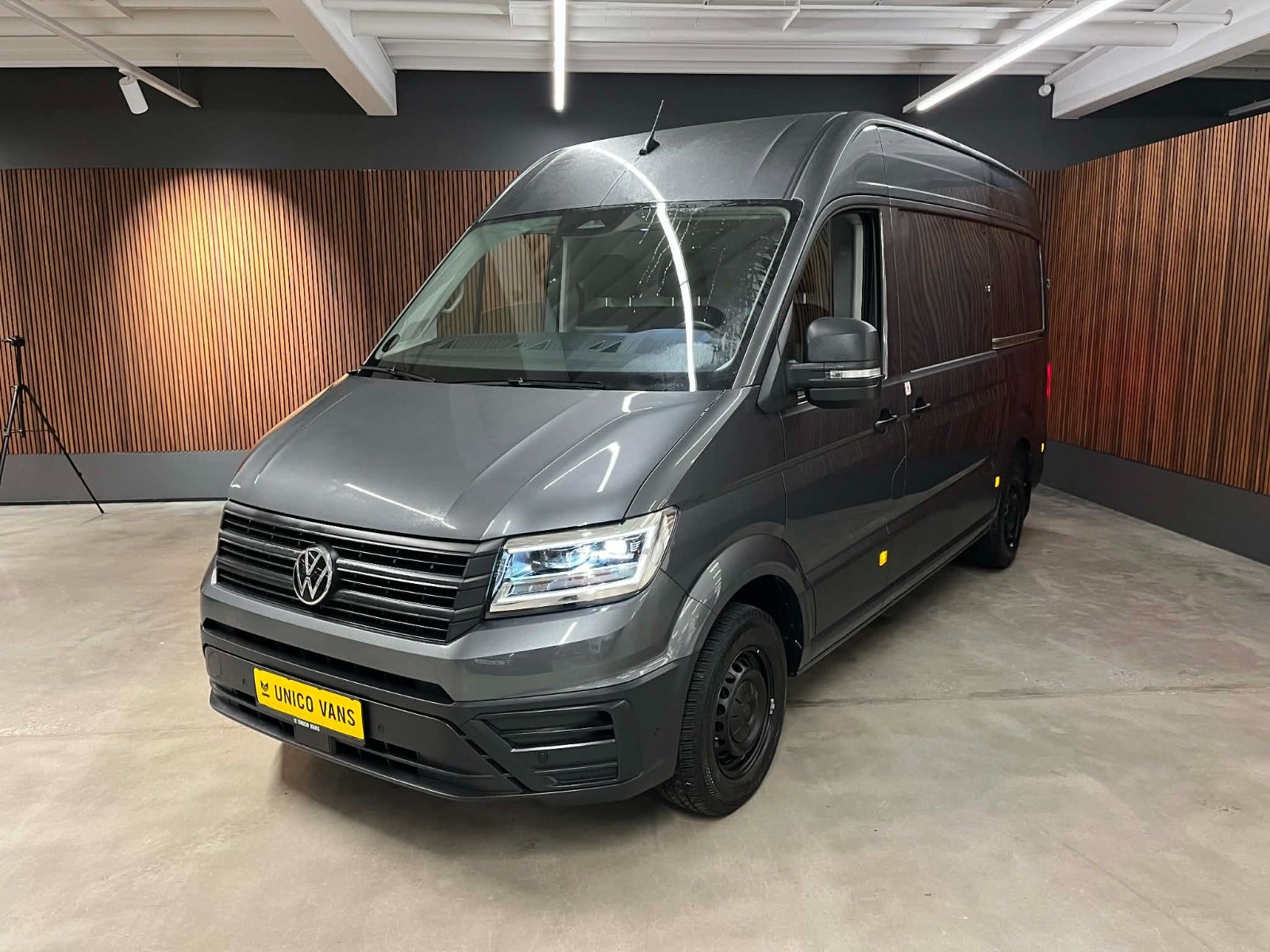 VW Crafter 35 TDi 177 Kassevogn L3H3 aut.