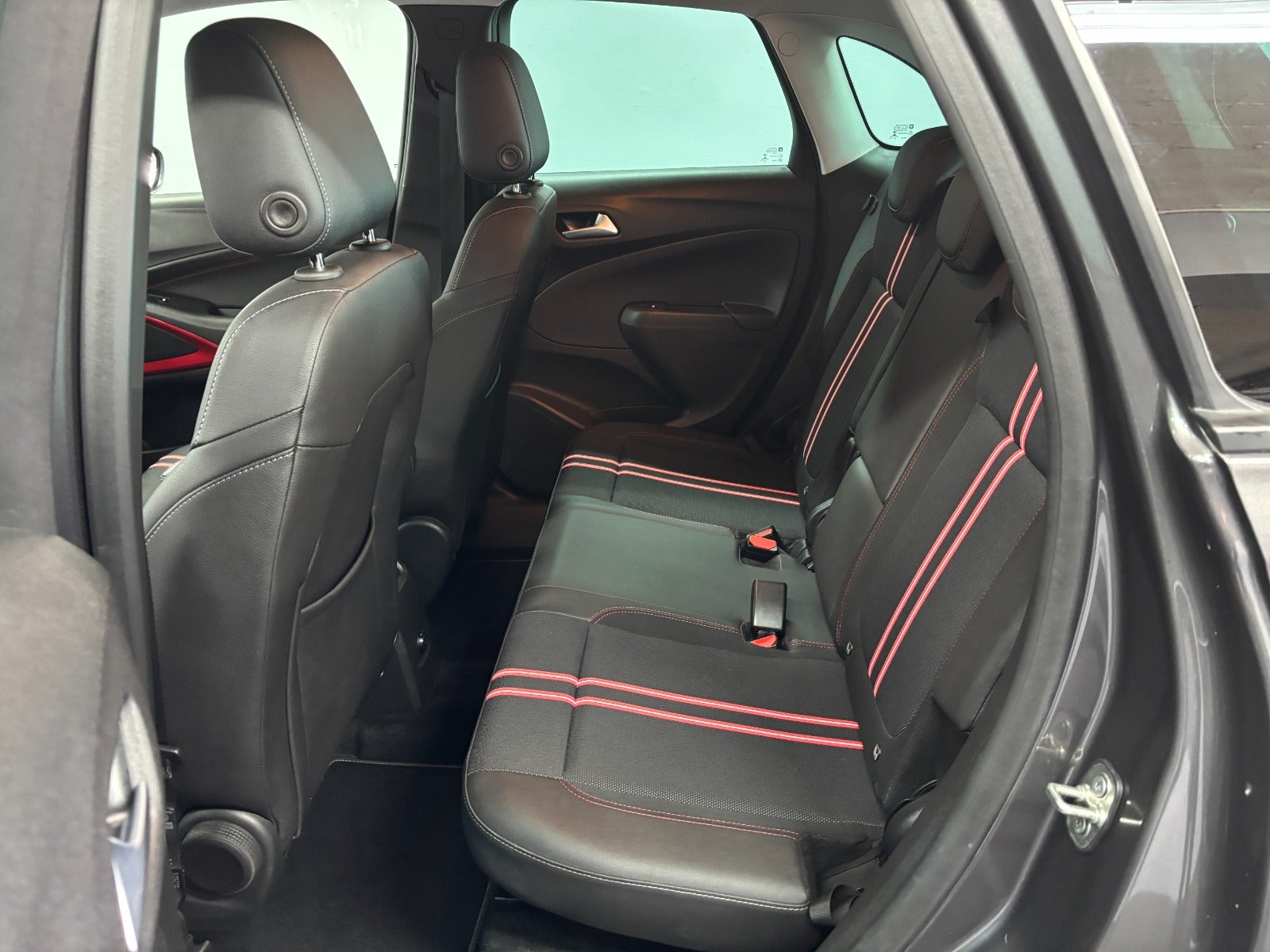 Billede af Opel Crossland 1,2 T 130 Sport aut.