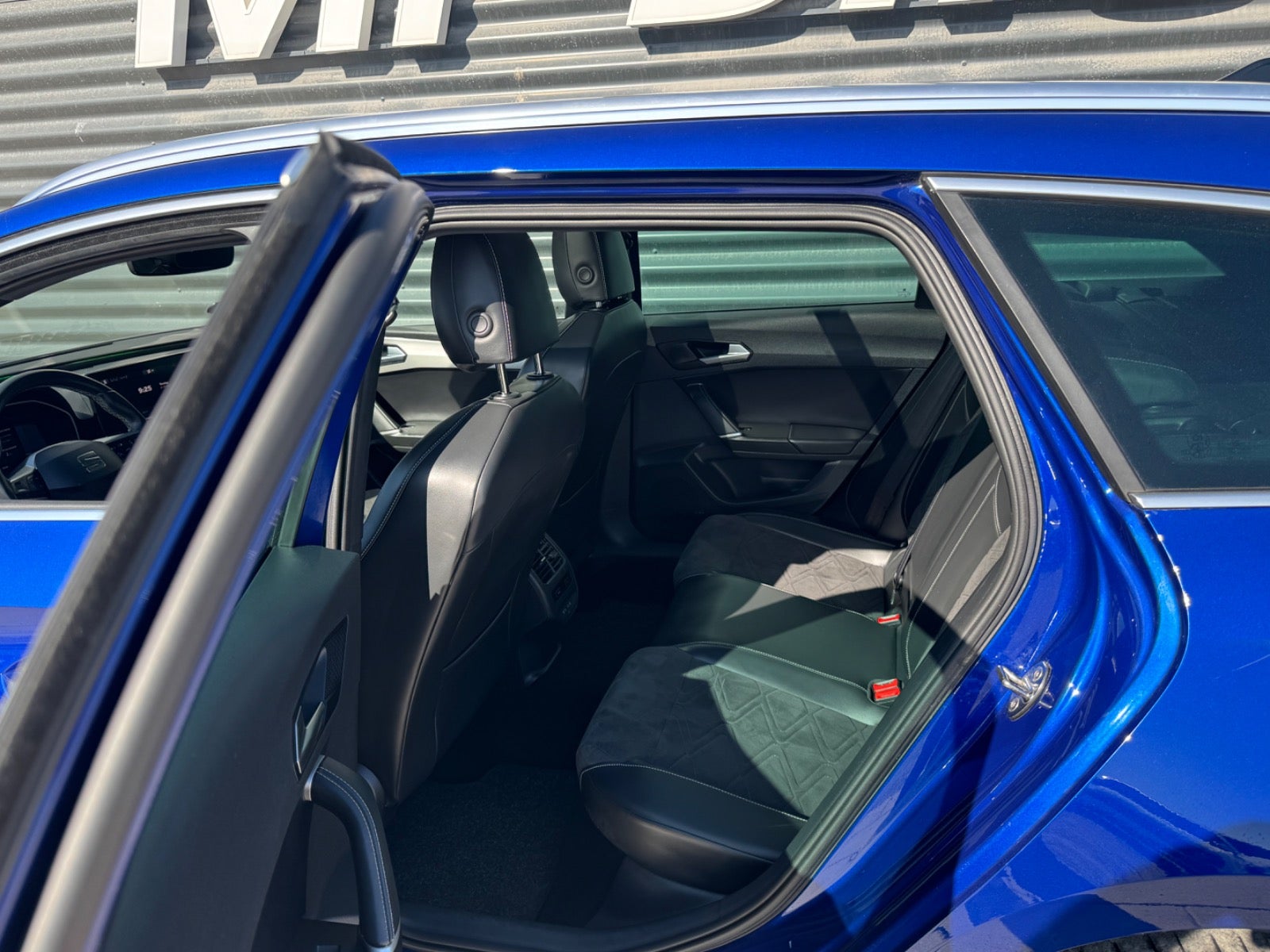 Billede af Seat Leon 1,4 eHybrid Xcellence Sportstourer DSG