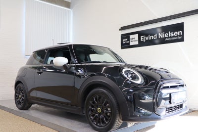 MINI Cooper SE Essential