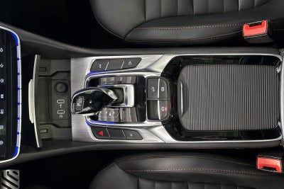 MG EHS PHEV Luxury