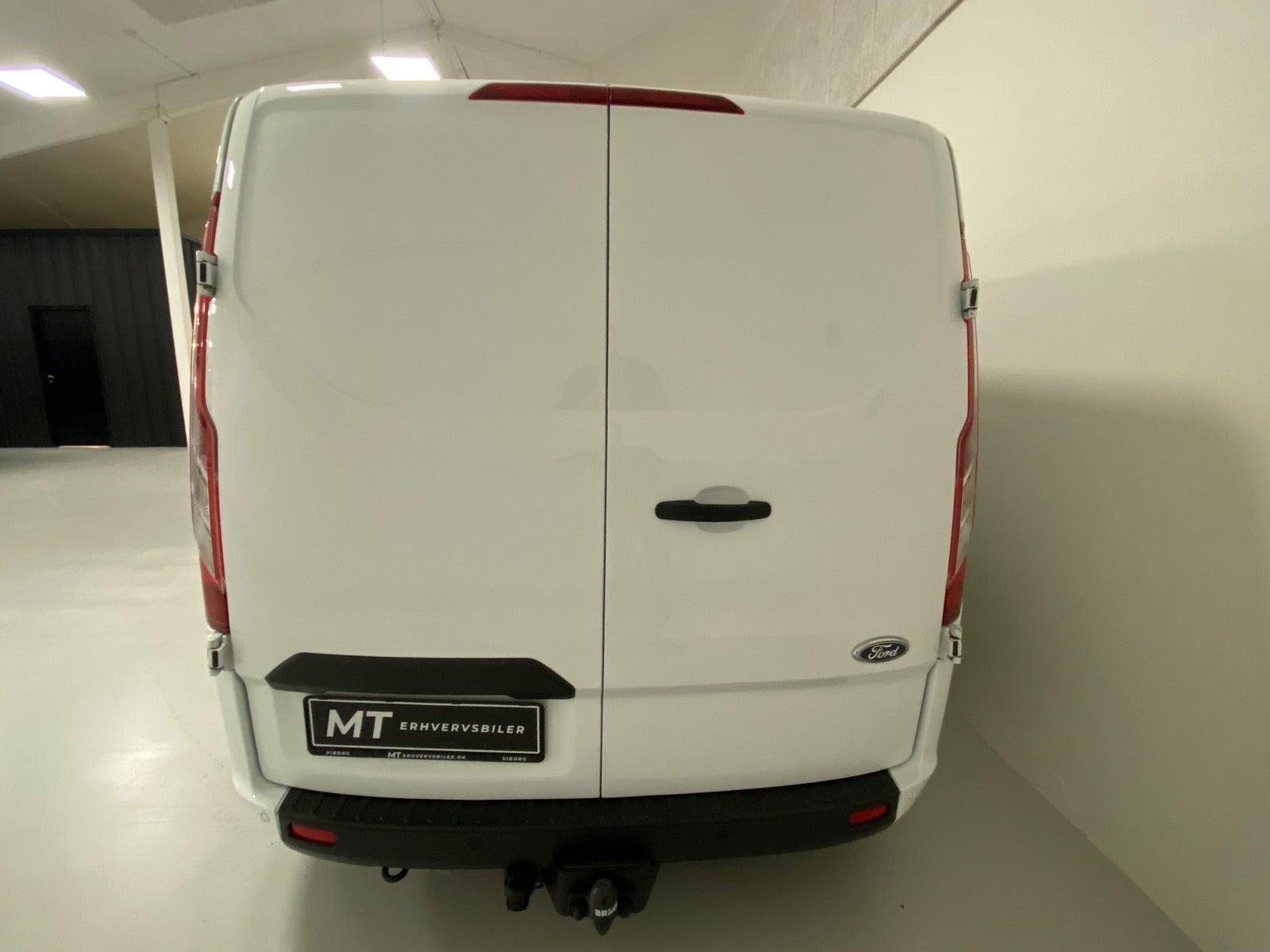 Billede af Ford Transit Custom 300L 2,0 TDCi 130 Trend