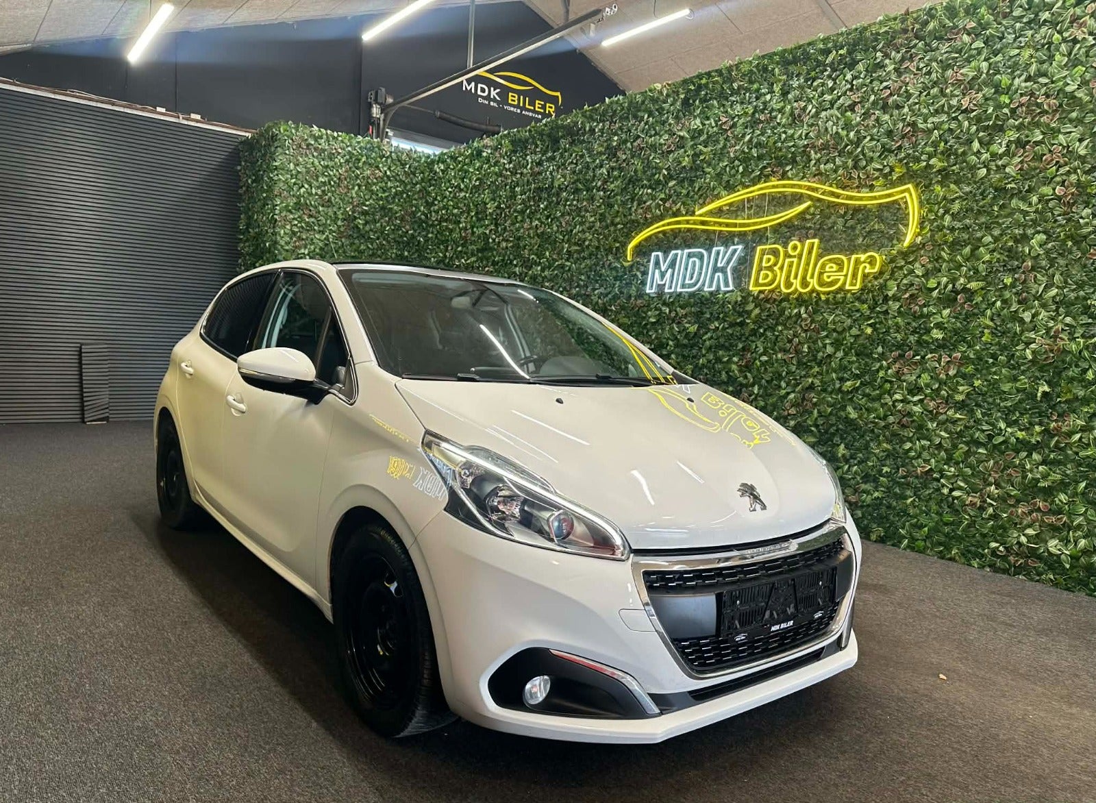 Billede af Peugeot 208 1,5 BlueHDi 100 Prestige Sky