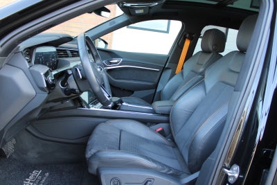 Audi e-tron Black Edition S-line quattro