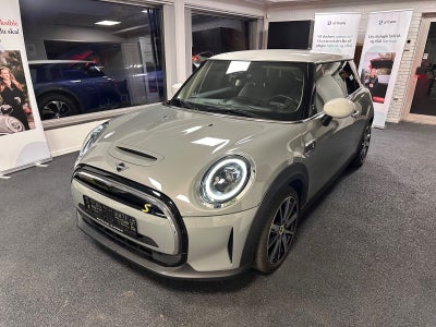 MINI Cooper SE  Experience 3d