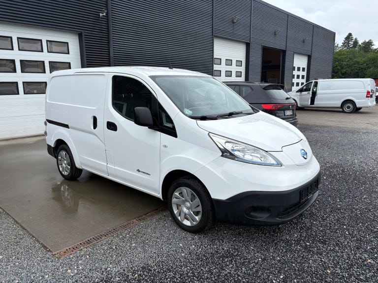Nissan e-NV200 Comfort+ Van