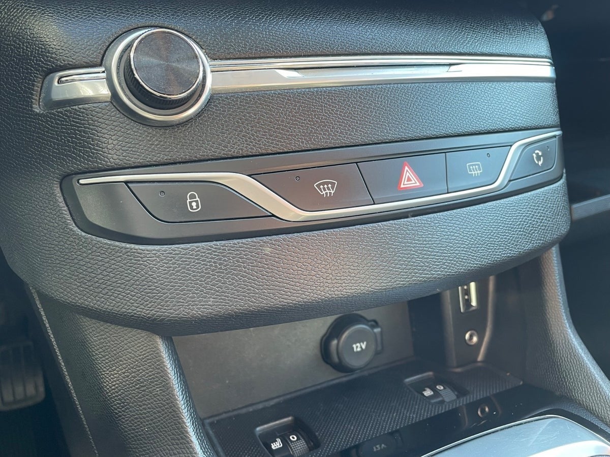 Billede af Peugeot 308 1,6 BlueHDi 120 Style SW