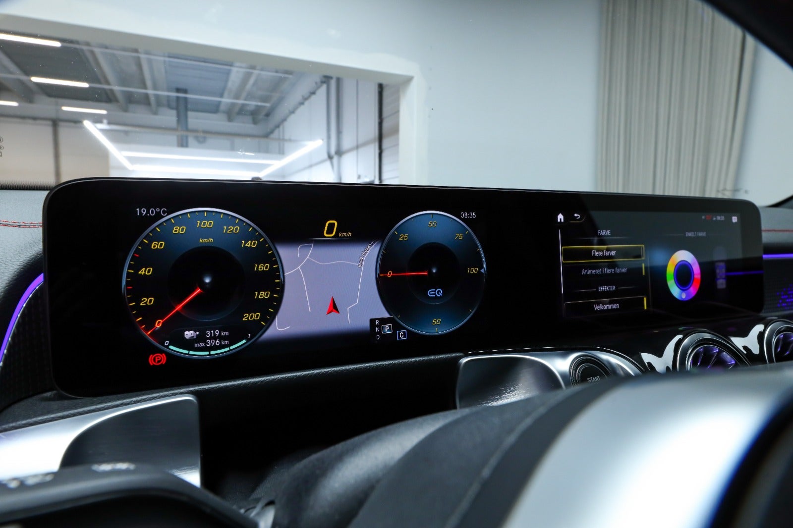 Mercedes-Benz EQB 350