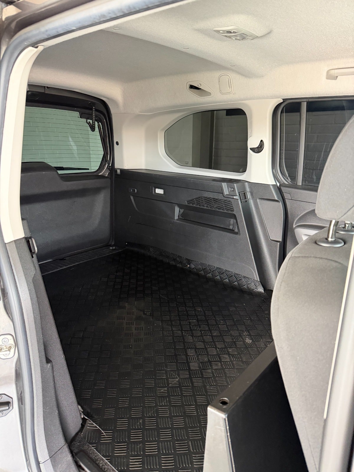 Billede af Toyota ProAce City Verso 1,2 T 110 Long Family Van
