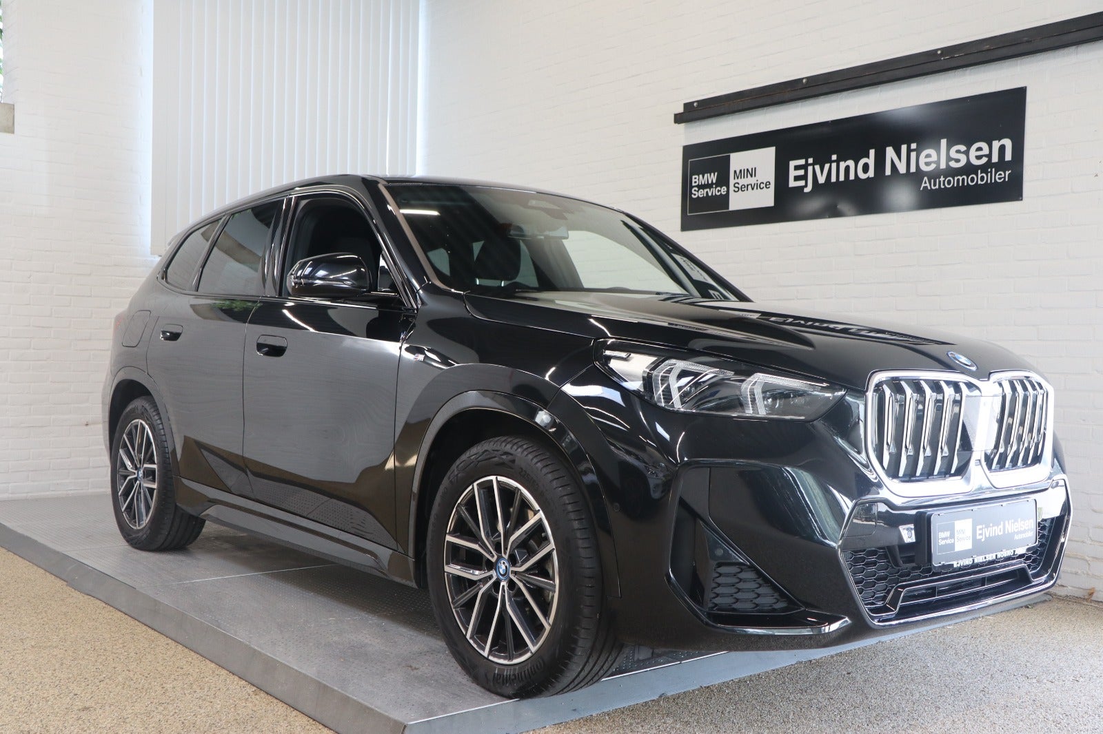 BMW iX1 xDrive30 M-Sport