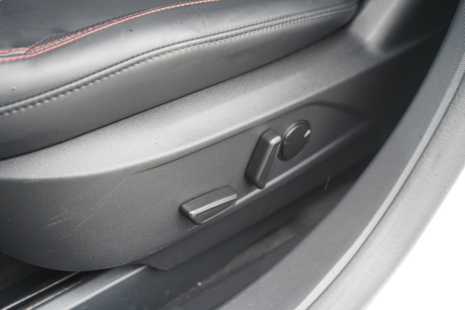 Billede af Ford Mustang Mach-E 98 Premium Extended Range