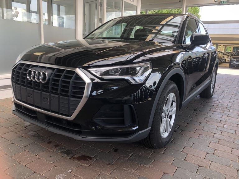Audi Q3 TFSi e Attitude plus S-tr.